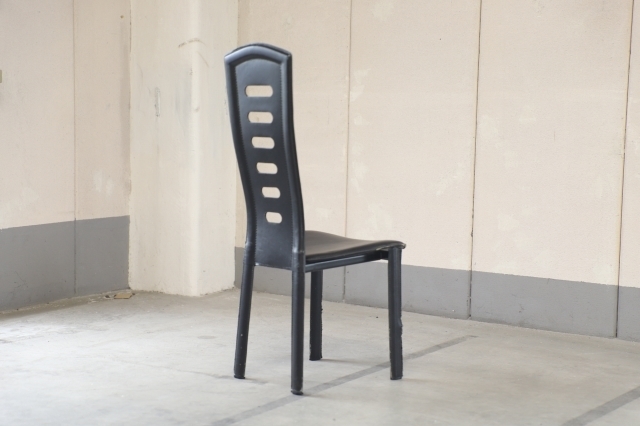 高級廃盤　IDC大塚家具　ハイバック　本革　食卓椅子4脚 IDC大塚家具】黒革 ハイバックチェア/ダイニングチェア 椅子 出張買取