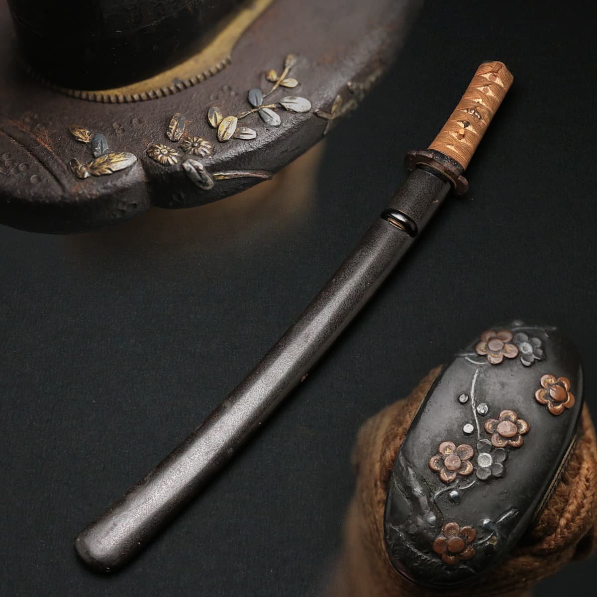 変わり短刀拵 獅子高彫目貫 屈輪彫鞘 希少 【公式通販】