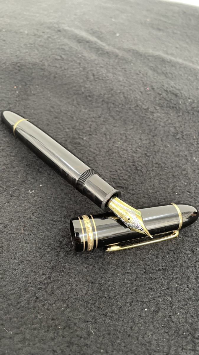 ‼️ビンテージ‼️MONTBLANCモンブランクラシック310万年筆 EF ボルドー ビンテージ‼️MONTBLANCモンブランクラシック310万年筆 EF ボルドー