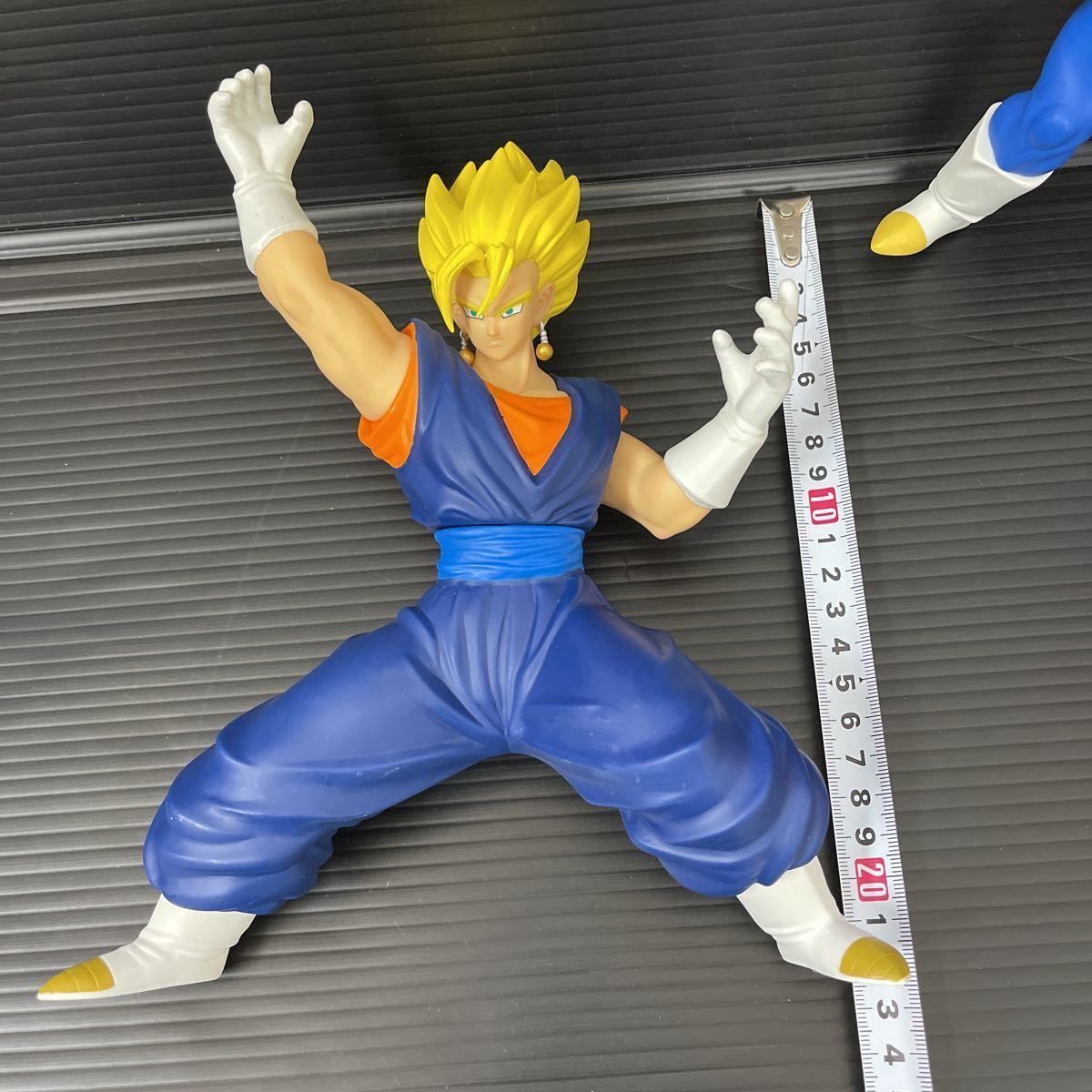 859. ドラゴンボール フィギュア 36点 まとめ売り 859. ドラゴンボール