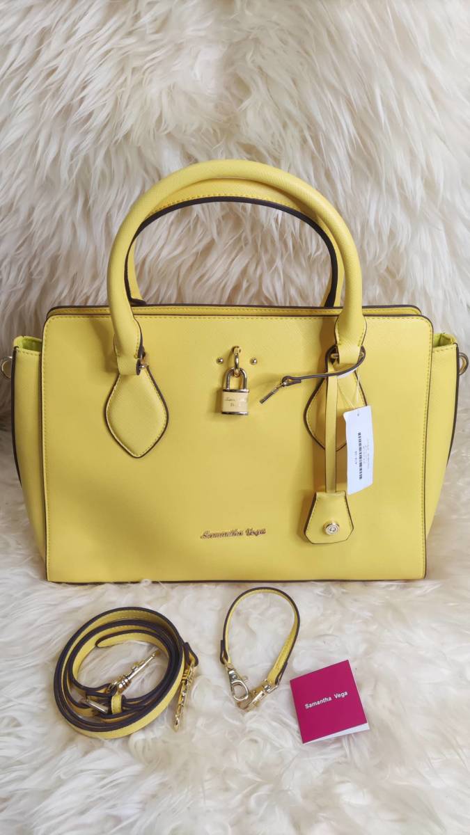 【未使用に近い】ほぼ新品 Samantha Vega サマンサヴェガ バッグ イエロー ショルダーバッグ 本革 ファッション ハンドバッグ