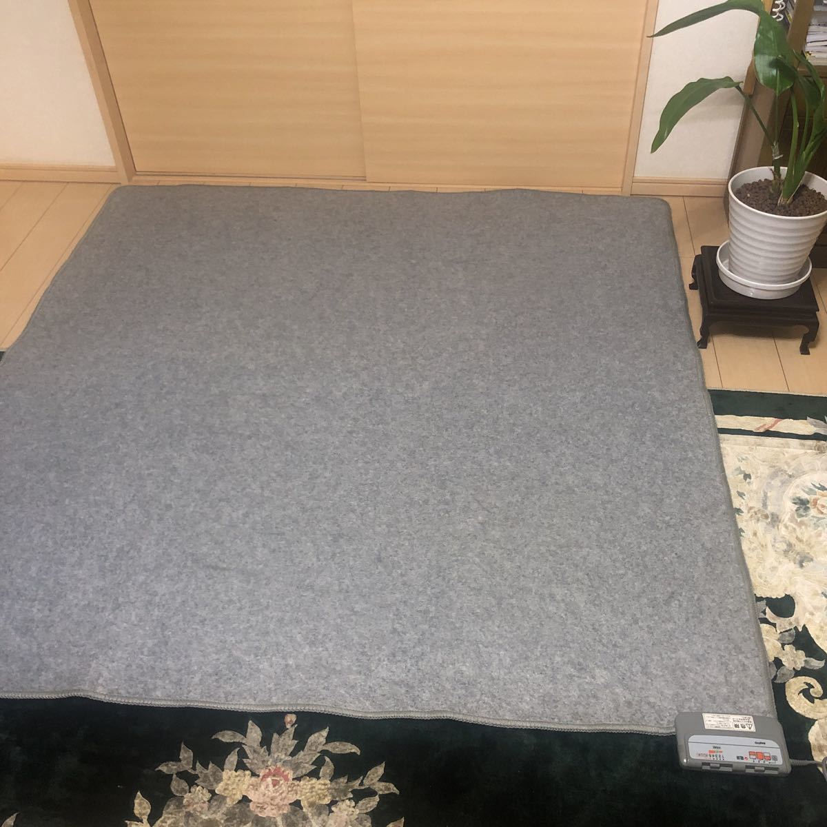 新品】◇未使用品 SANYO サンヨー ホットカーペット SYC-CZ20K TM ミックスブラウン 2畳相当 暖房器具 絨毯 WY-23285 の落札情報詳細| ヤフオク落札価格情報 オークフリー・スマートフォン版 新品】◇未使用品 SANYO サンヨー ホットカーペット SYC-CZ20K TM ミックスブラウン 2畳相当 暖房器具 絨毯 WY-23285 の落札情報詳細| ヤフオク落札価格情報 オークフリー・スマートフォン版