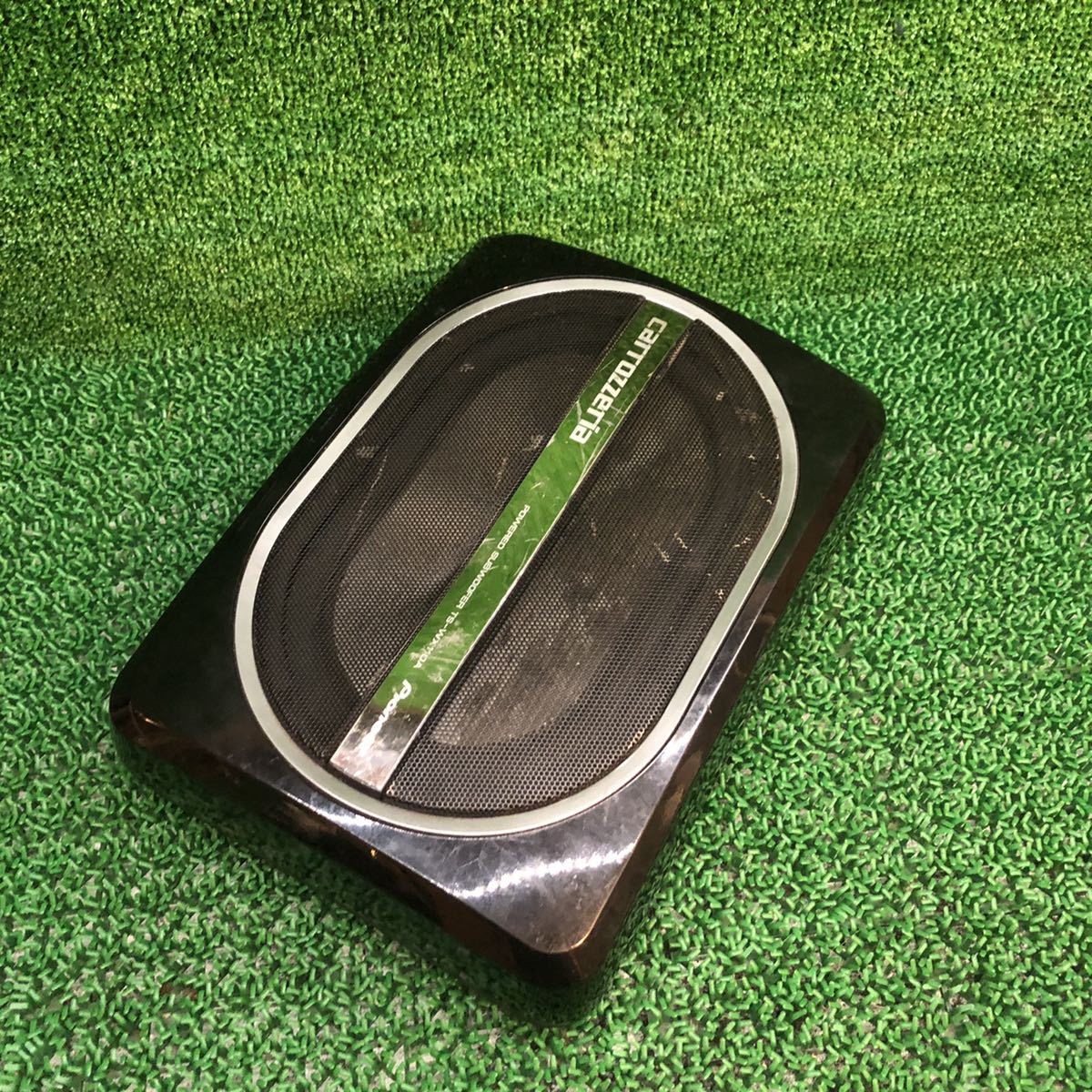 【やや傷や汚れあり】カロッツェリア carrozzeria パイオニア パワードサブウーファー Pioneer TS-WX110A 本体のみ ...