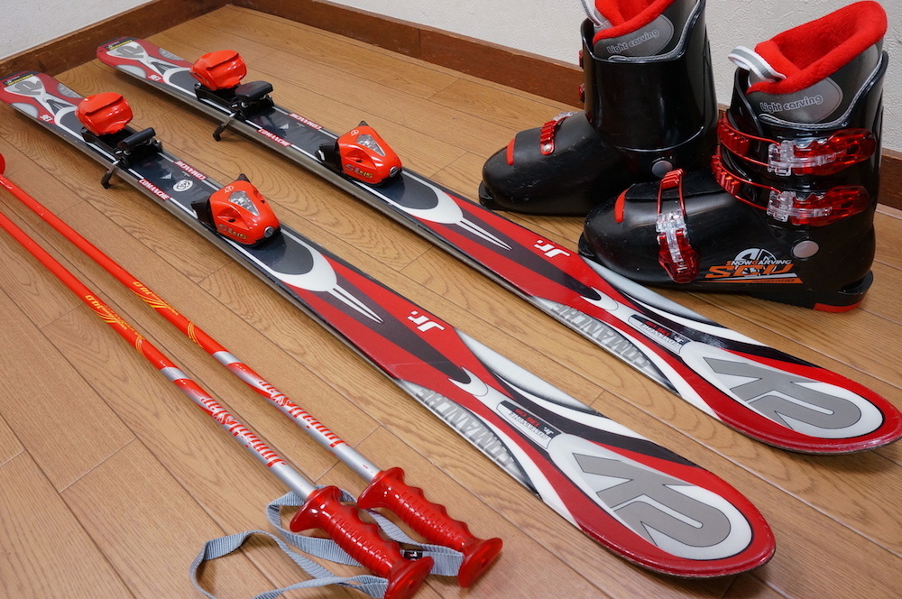 136cm 靴24cm KAZAMA 子供用カービングスキーセット 中古 136cm 靴24cm KAZAMA 子供用カービングスキーセット 中古 スキー