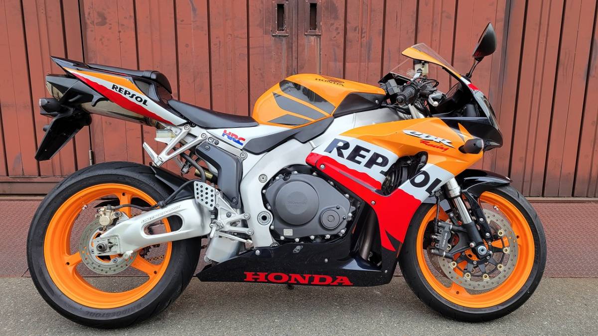 やや傷や汚れあり】HONDA CBR1000RR・Special Edition SC57後期 人気の