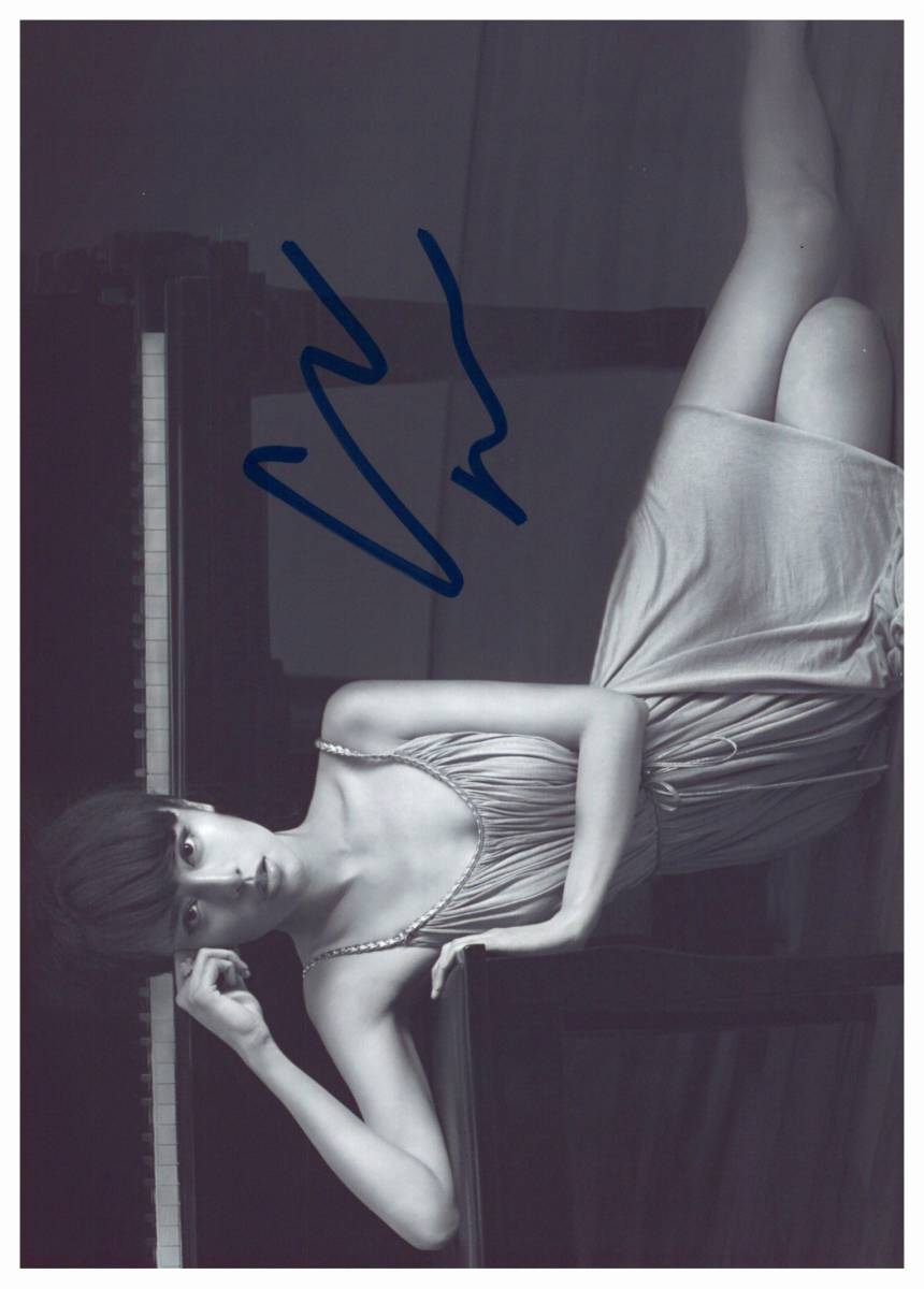 ヘンリー・バンリス直筆サイン入り2Lサイズ写真… Amazon.co.jp: ハンスンヨン直筆サイン入り2Lサイズ写真…Han