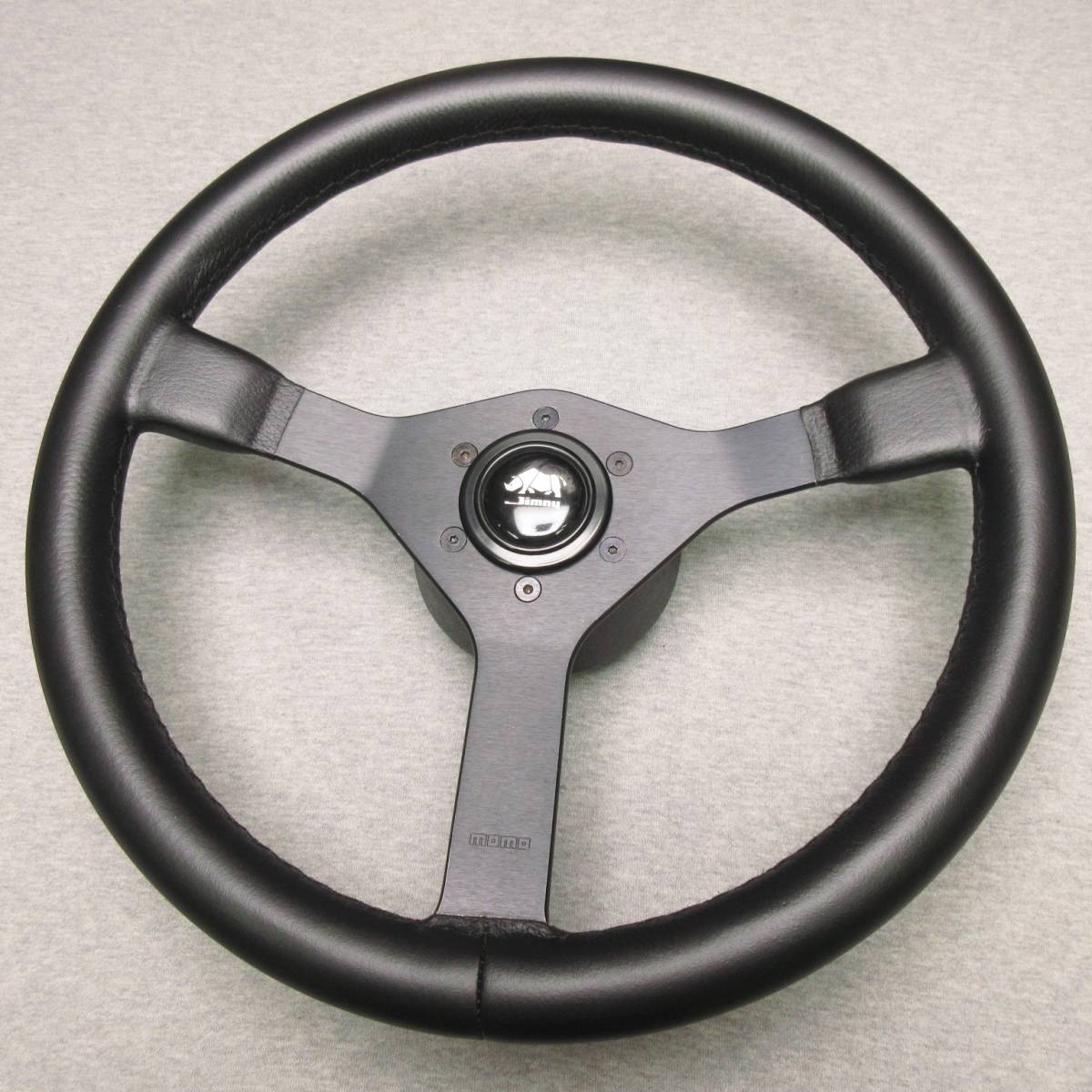 ジムニーmomoステアリング 38パイ 純正オプション ja11 ja12