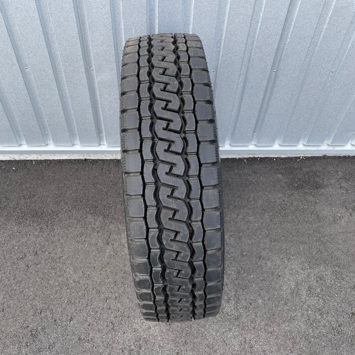3325 ブリヂストン 275/80R22.5 ゆるま 再生 新品 2本セット