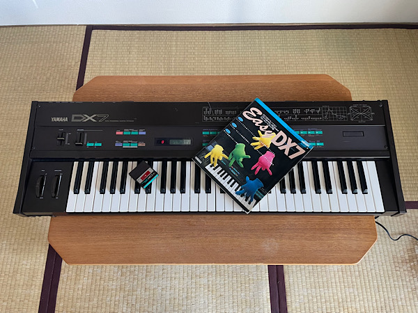 傷や汚れあり】YAMAHA ヤマハ DX7 全鍵音出し確認済 (バッテリー