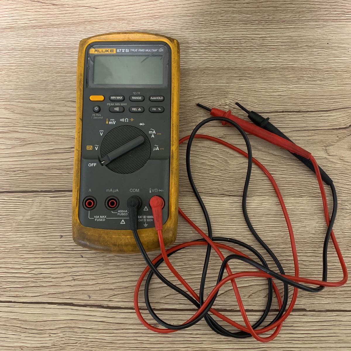 【中古】DW FLUKE/85 MULTIMETER 赤黒テストリード付き NPJEの落札情報詳細 ヤフオク落札価格検索 オークフリー