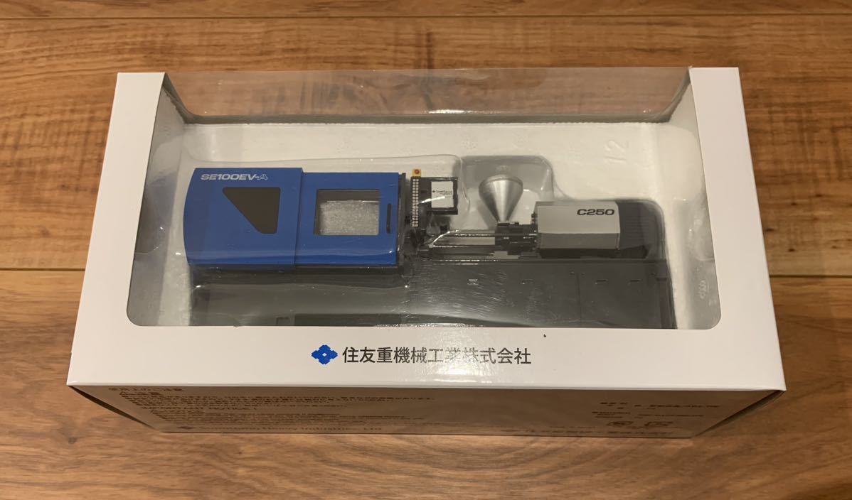 住友重機械工業株式会社 1/24 全電動小型射出成形機 SE100EV-A