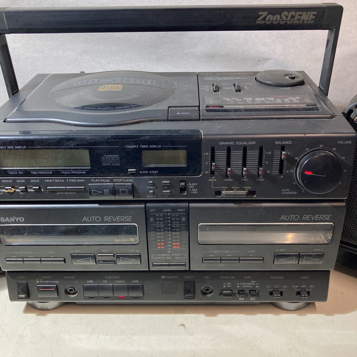 全体的に状態が悪い】SANYO サンヨー システムコンポ 昭和レトロ CD