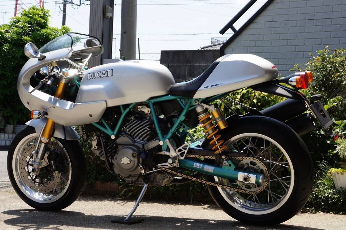 希少 ドゥカティ ポールスマート1000EL 純正タンク樹脂 スポーツクラシック 希少 ドゥカティ ポールスマート1000EL 純正タンク樹脂 スポーツ