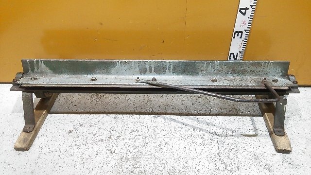 アングルバッタ 2m 建築板金 ハゼ折り あざ折り 折り曲げ機 雨