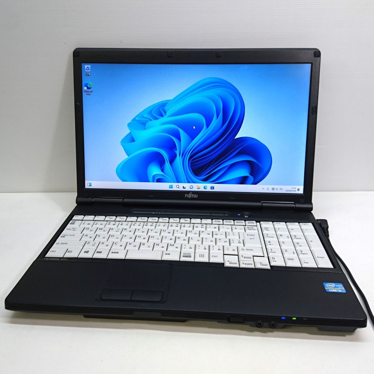【やや傷や汚れあり】現状品 FUJITSU 15.6インチ LIFEBOOK A572/F Win11/Core i5-3320M ...