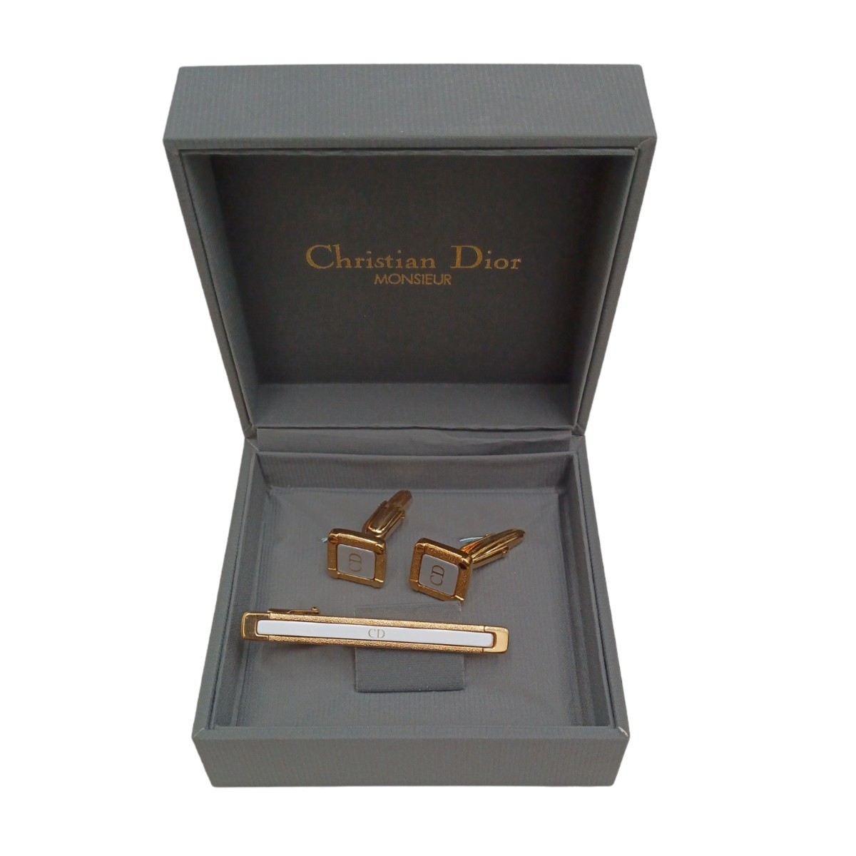 【美品✨】ChristianDior　ネクタイピン＆カフスボタンセット　ゴールド Christian Dior ネクタイピン カフス セット ブランドロゴ