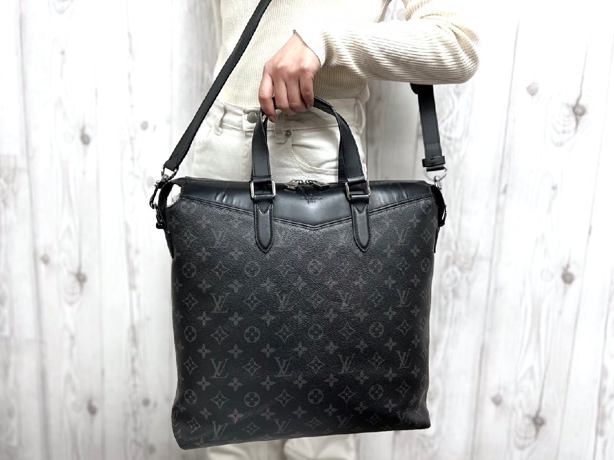 極美品】ルイヴィトンモノグラム エクリプストートエクスプローラーレザー