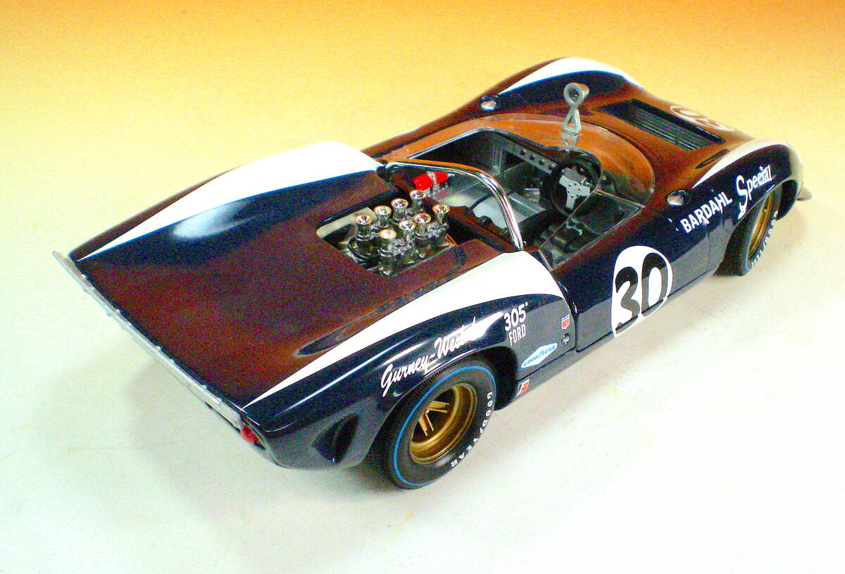 Miniature GMP 1/43 Lola T70 #30, Dan Gurney 1966, Neuve