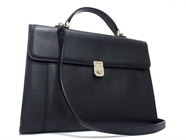 Burberry ブリーフケース ビジネスバッグ ブラックレザー バーバリー美 