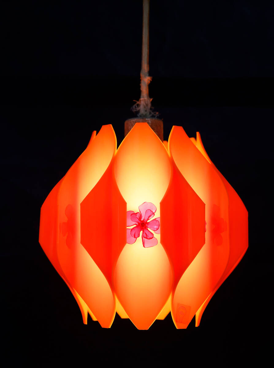 k955 コイズミ ヒカリ照明器具 蛍光灯ペンダント KP-1657