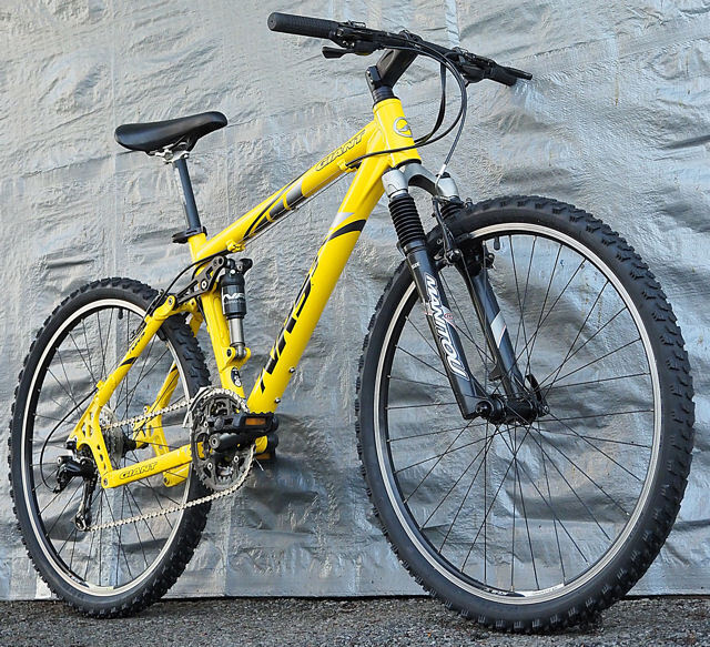 STACHE 5 マウンテンバイク 27.5インチ　中古 STACHE 5 マウンテンバイク 27.5インチ中古