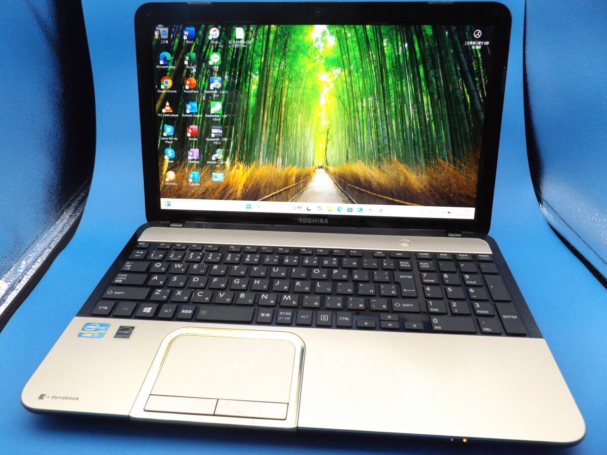 【Core i3-M380】　東芝　dynabook R730/E06BR ★ Windows 10 Home ★ メモリ4GB　無線LAN　中古 【30日間保証】  TOSHIBA PR73006BNGRE dynabook R730&frasl;E06BR Win7 Core i3 380M 2.53GHz