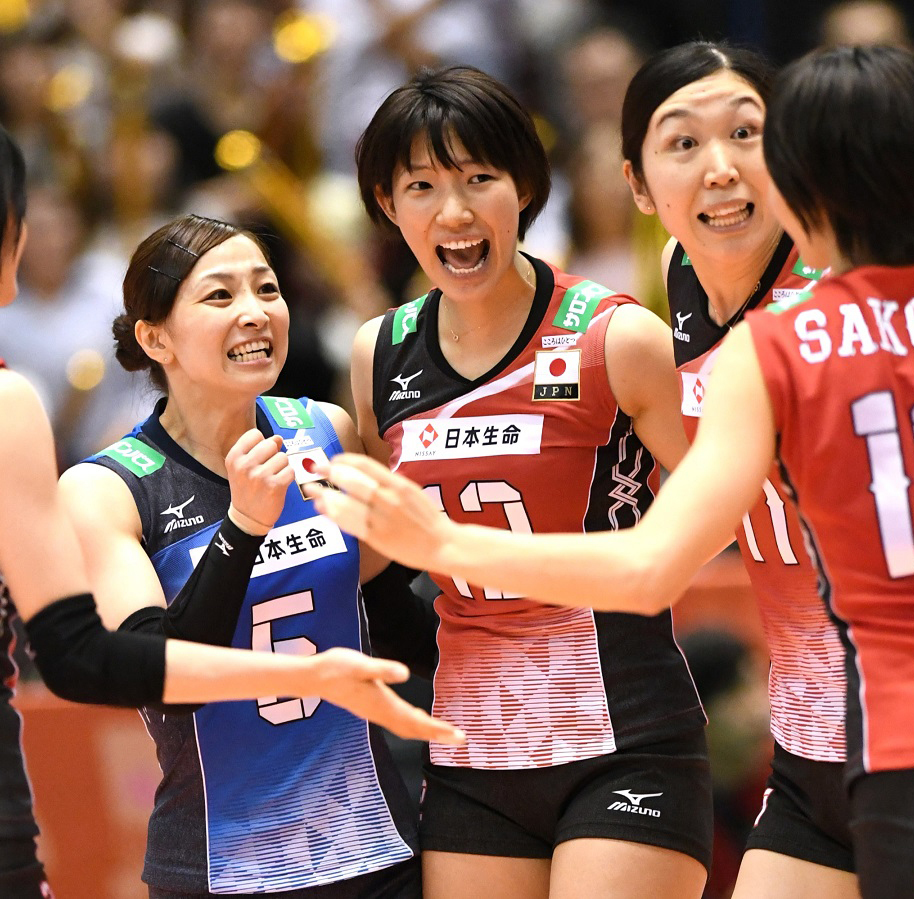 中古】岩坂名奈・石井優希・新鍋理沙・古賀紗理那・宮下遥 2L判