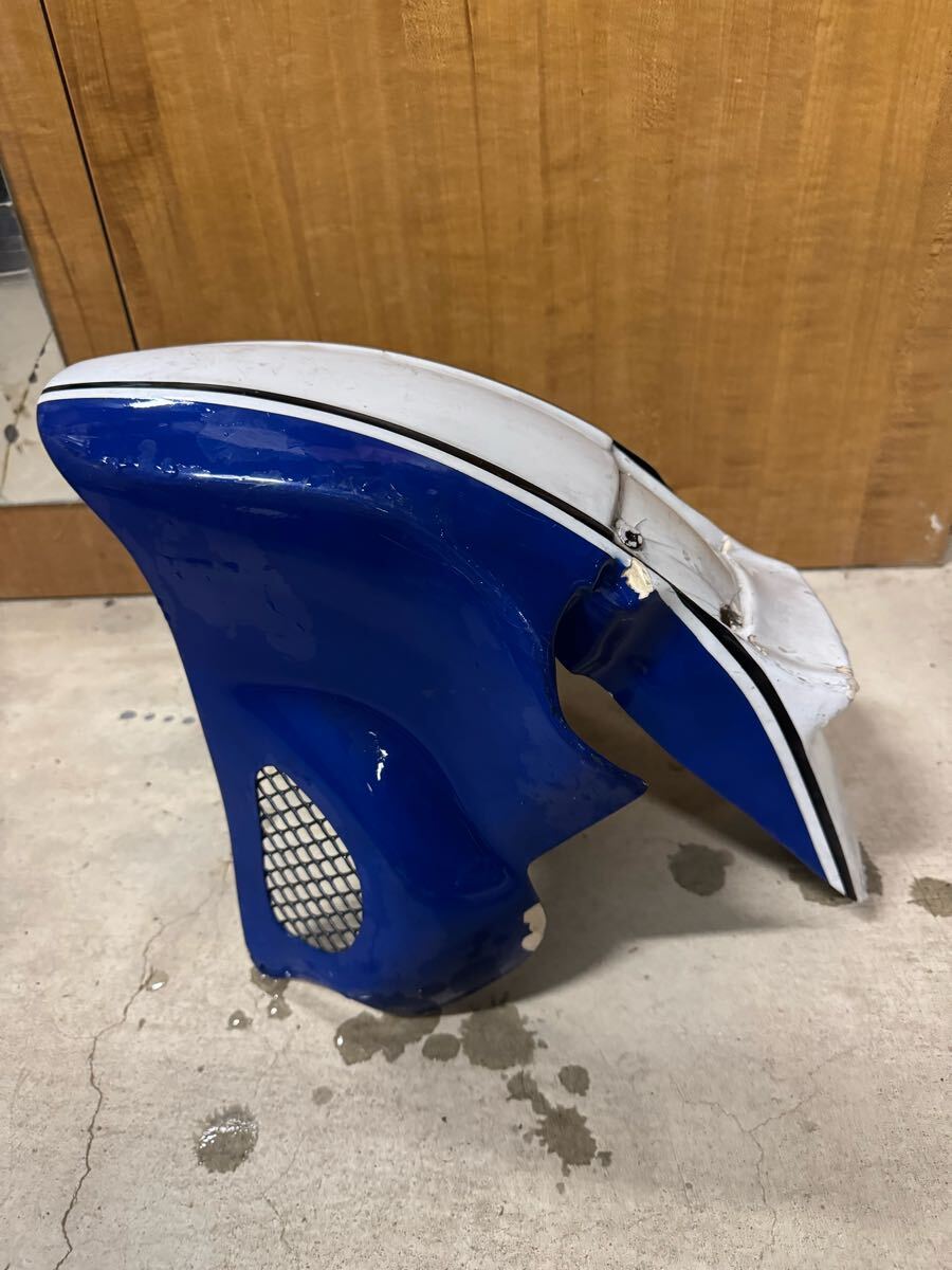 BEET CBR400RR(88-99)用 エアロシャークフェンダー(シロ)網なし