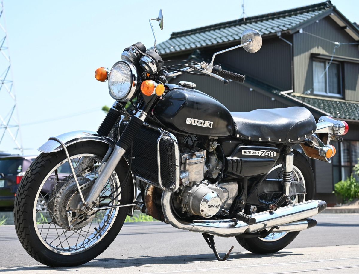 スズキ泥よけ　当時物　GS400 　GT380　RG　SUZUKI　GT750 スズキ泥よけ当時物GS400 GT380RGSUZUKIGT750