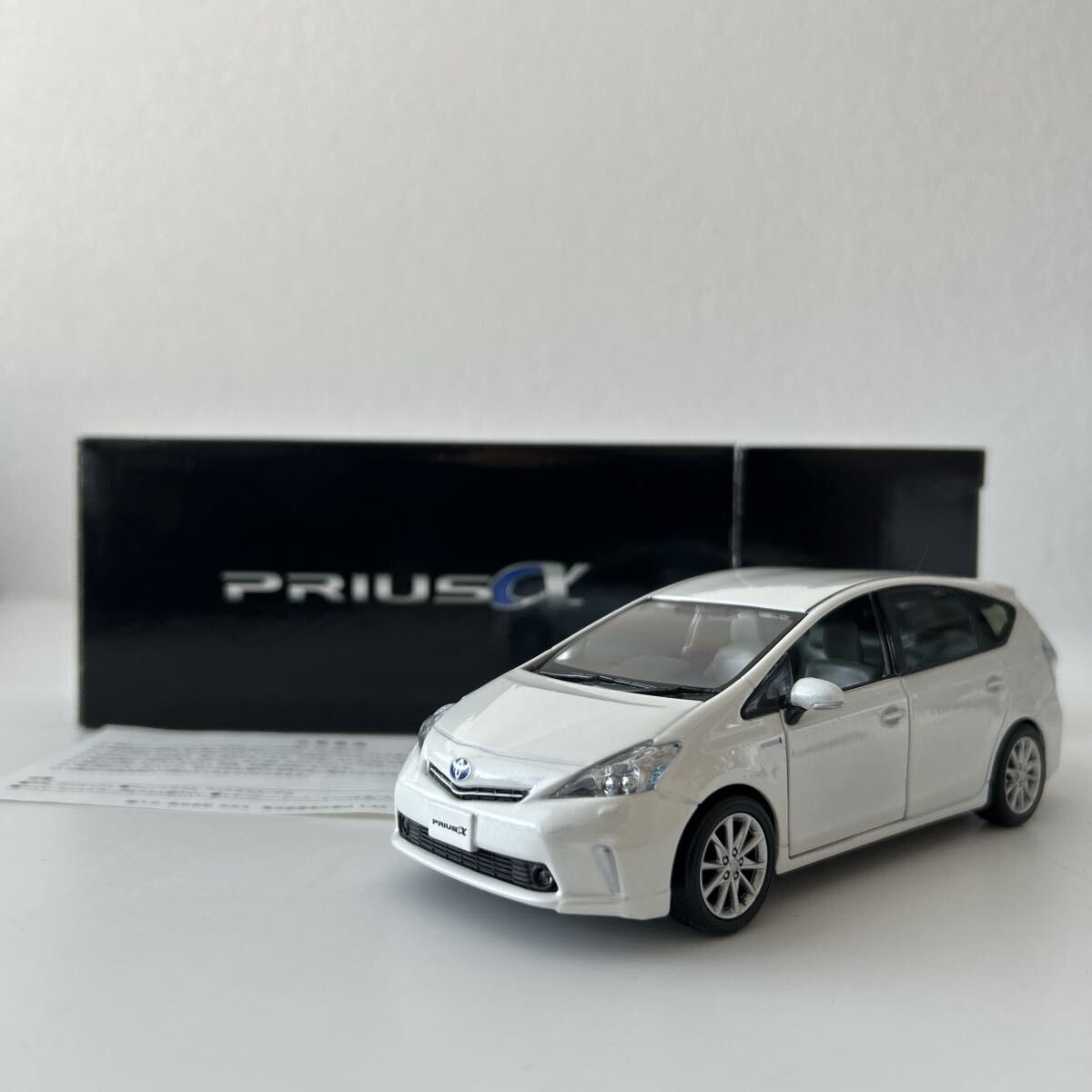 1/30 トヨタ プリウス G's PRIUS カラーサンプル 非売品 ミニカー