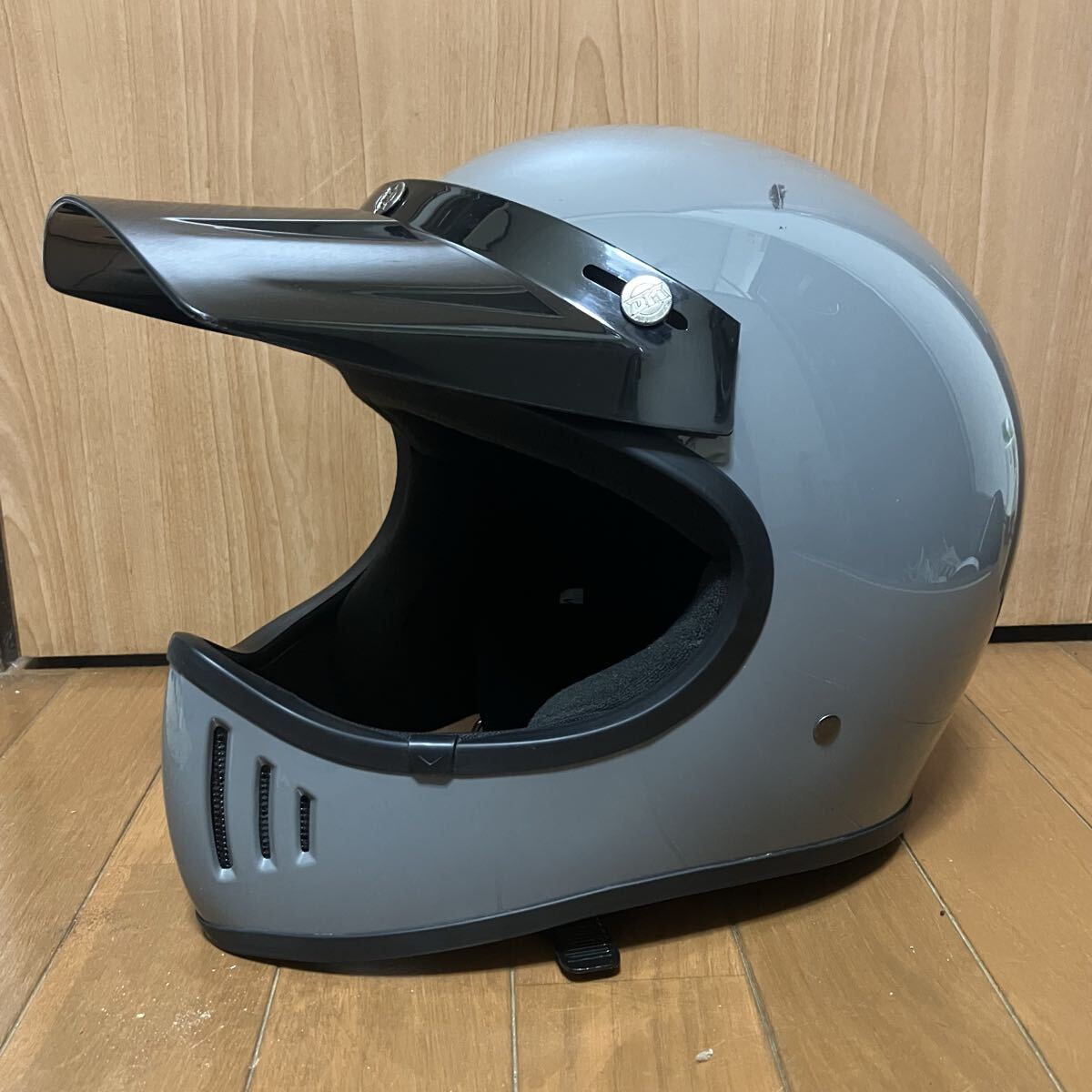 ダムトラックス アキラ 族ヘル 旧車 バイザー付きフルフェイス