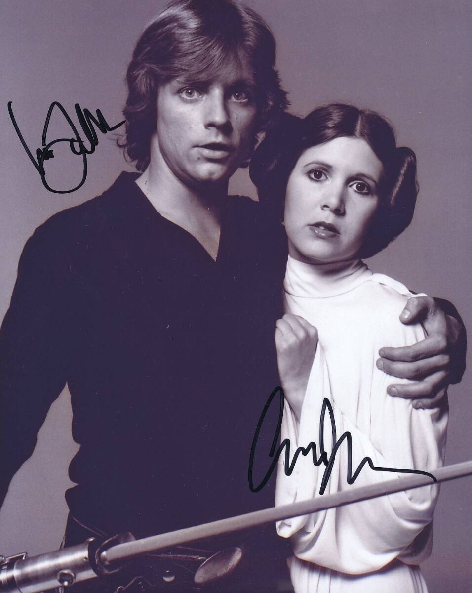 キャリーフィッシャー直筆サイン入り2Lサイズ写真… Yahoo!オークション - スターウォーズ キャリー・フィッシャー 直筆サ