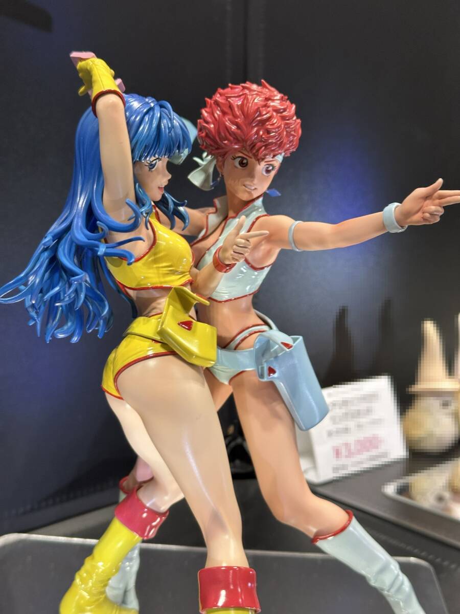 塗装済み完成品】1/7 SCALE FULL KIT ダーティペア ユリ ガレージ