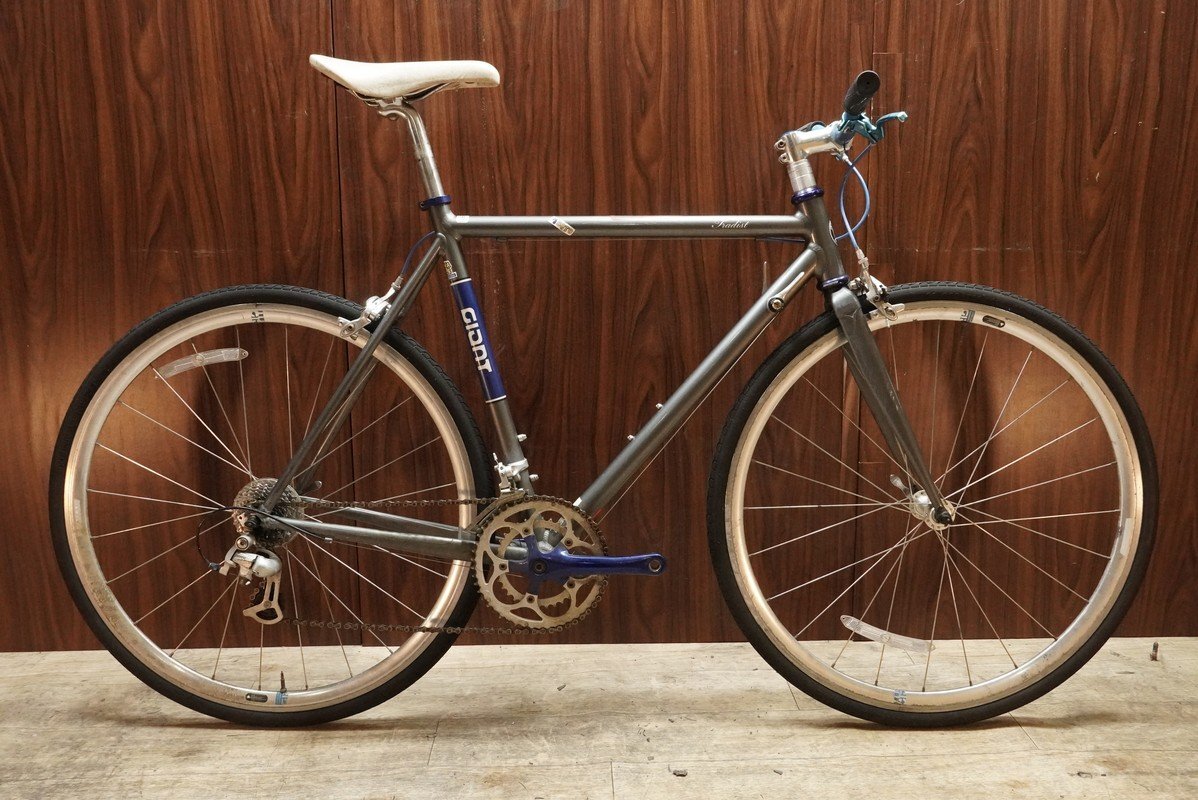 中古】即決 ☆大阪西淀☆ GIANT CS 3200 アルミ クロスバイク Sサイズ