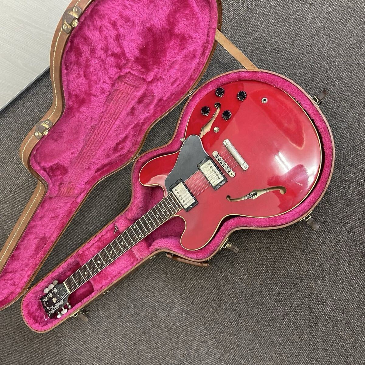 中古 Juno ジュノ SA-70 セミアコースティックギター セミアコ エレキ 中古 Juno ジュノ SA-70 セミアコースティックギター セミアコ エレキ