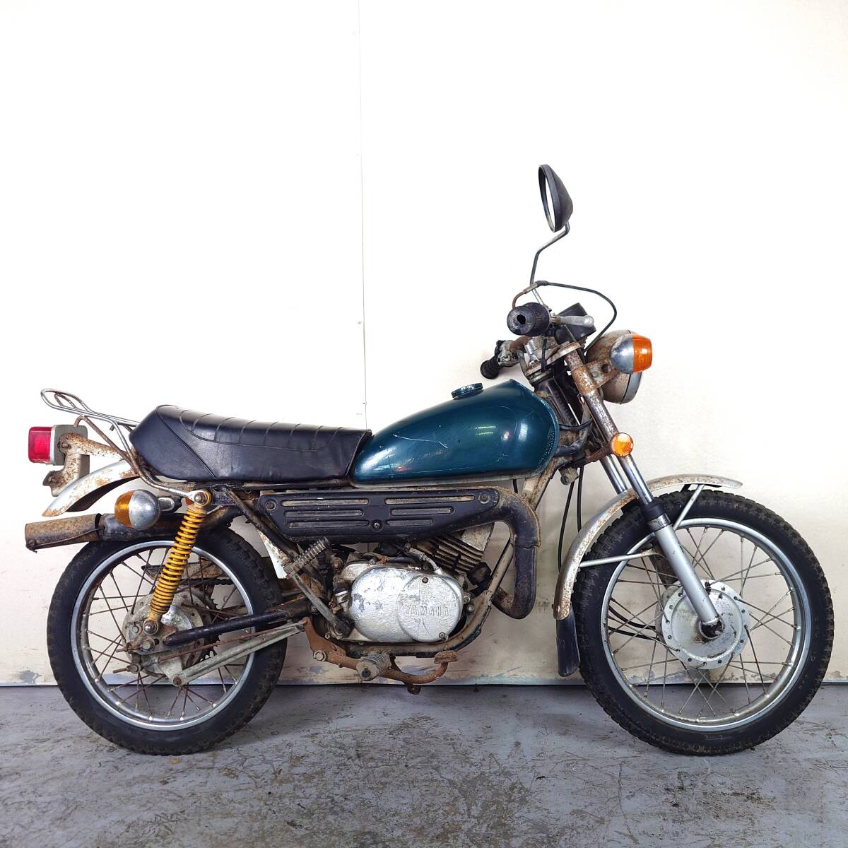 YAMAHA RZ50 5R2】レストアベース エンジン始動OK 鍵有 書類有 水冷 2
