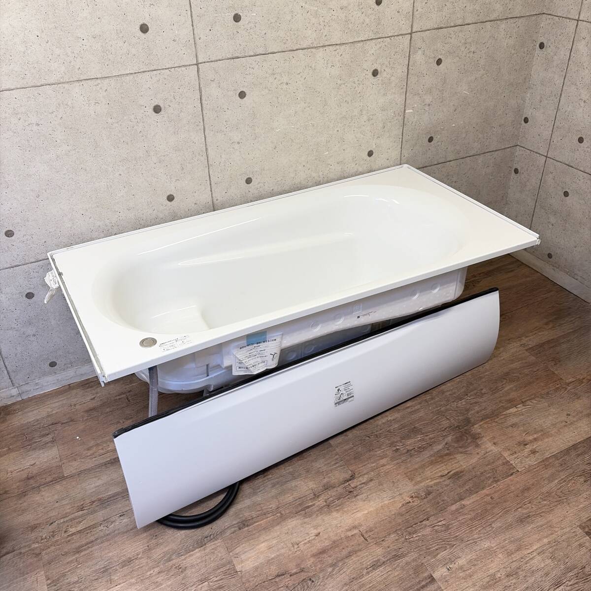 新品】TOTO サザナ 風呂ふた 風呂フタ ふろふた HDV1616 ラウンド浴槽