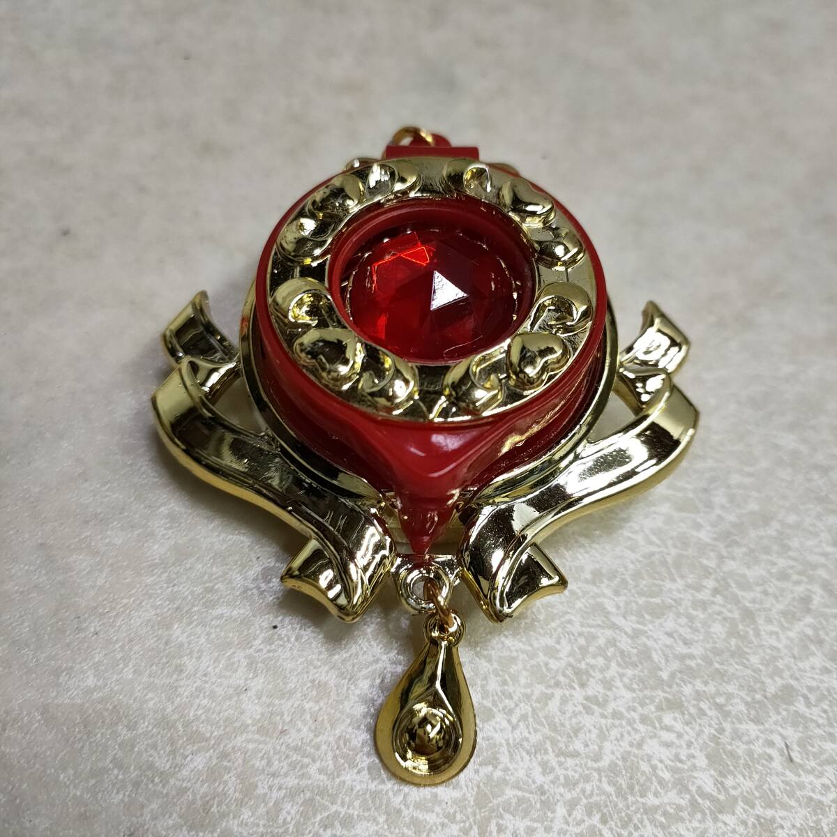 レディリン　オルゴール　ネックレス　ブローチ 美品 バンダイ ハロー レディリン オルゴール付 宝石箱 元箱 昭和