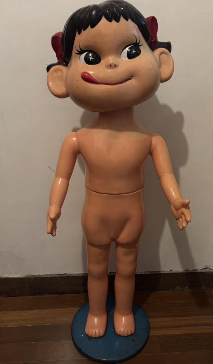必見！【不二家 ペコちゃん ソフビ 着せ替え人形 植毛 当時物 昭和