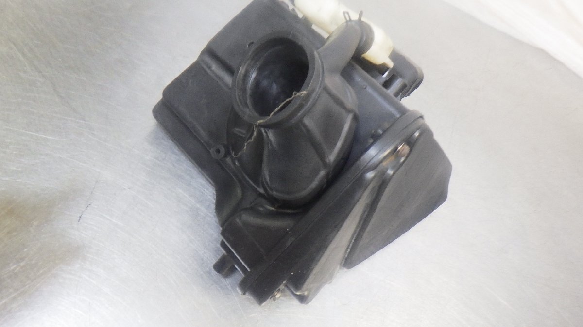 ホンダ FTR223 MC34 ⑦ 純正 エアクリーナーボックス 中古 の落札情報 