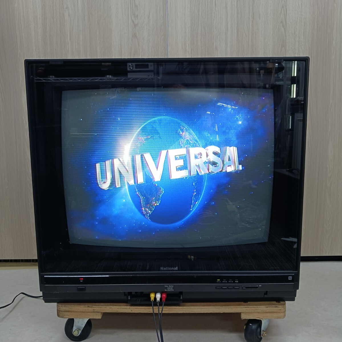 中古】『ジャンク』 ブラウン管テレビ 20型 ナショナルカラーテレビ TH
