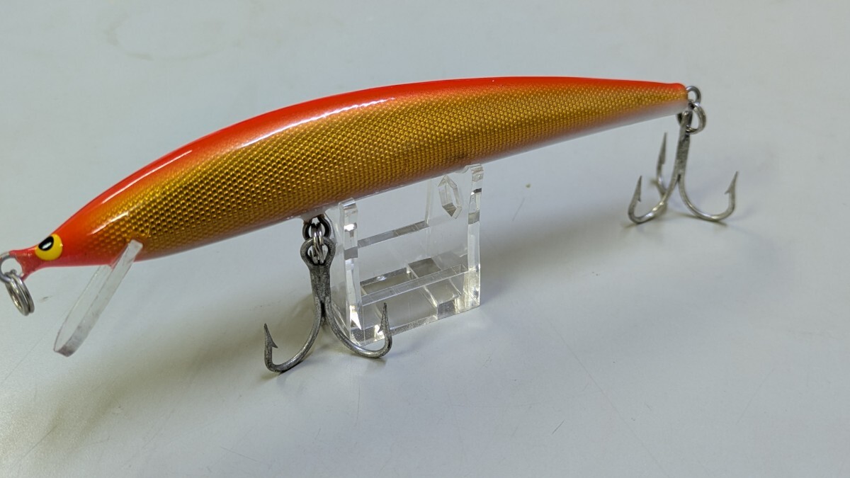ザウルス ソルティーブラウニー14cm その2 中古ルアー（バルサ50）の