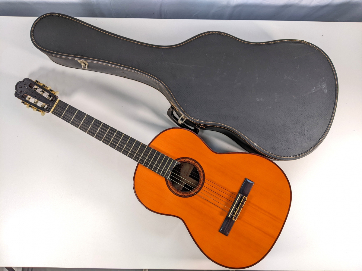 F.HIMENES Modelo 400 美しいヘッド彫刻入りクラシックギターの落札