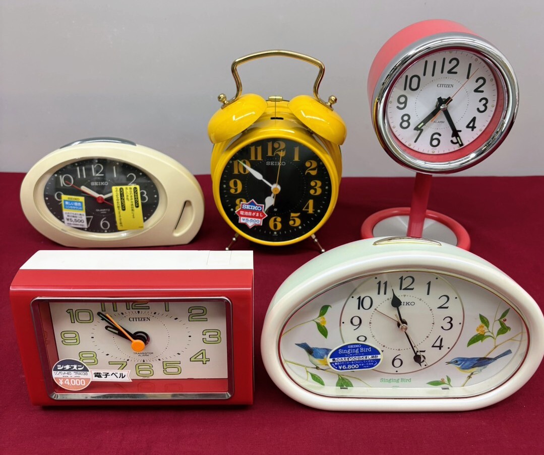 中古】リズム時計 村上康成 ぺろくまくん 木製目覚し時計 4RA474の落札