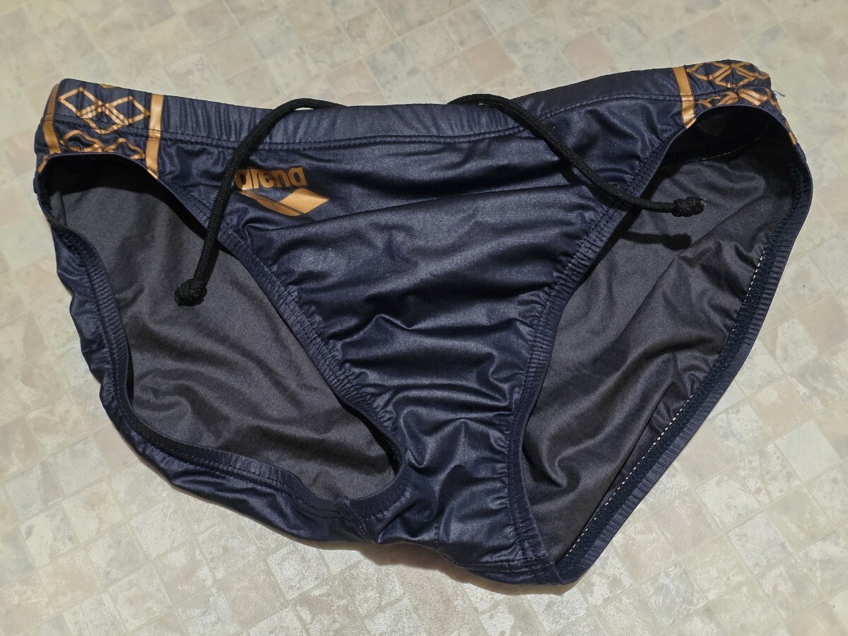 中古】【未使用】アリーナ arena 競泳水着 海外製X-FLAT UK26サイズの