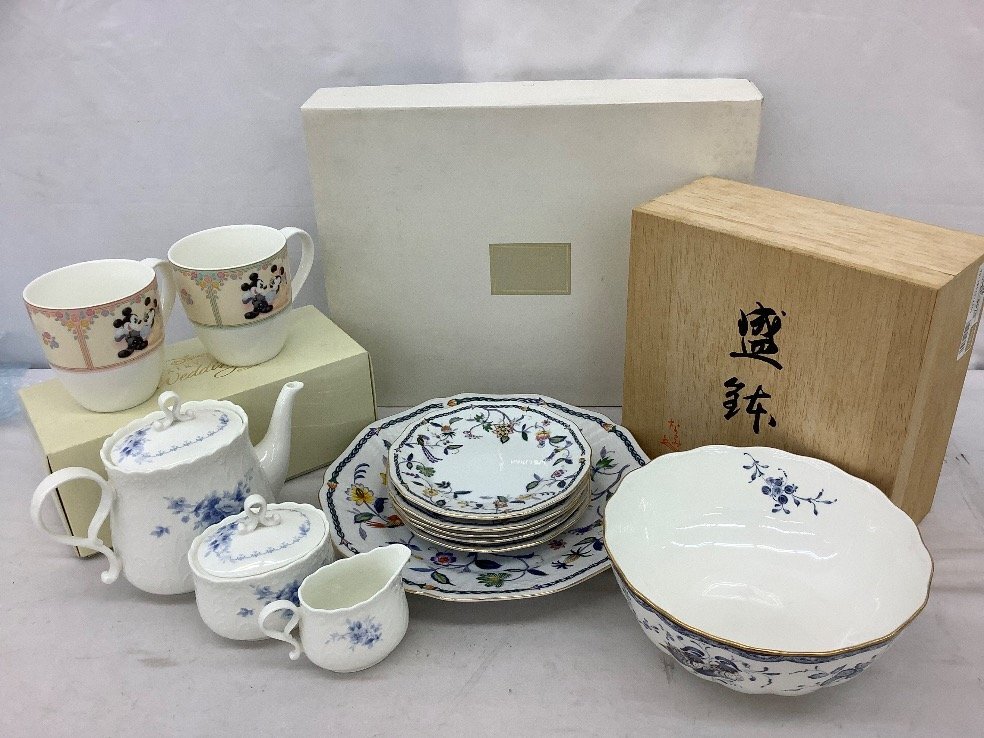 新品】ディズニー ディズニーアンバサダーホテル ディズニーグラス