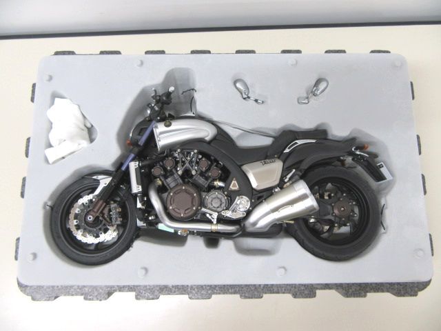 中古】ヤマハ/YAMAHA 1/6スケール VMAX1700 HPI製の落札情報詳細