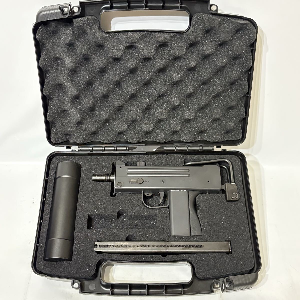 東京マルイ ガスブローバック 『MP7A1』 ドットサイト＆サプレッサー