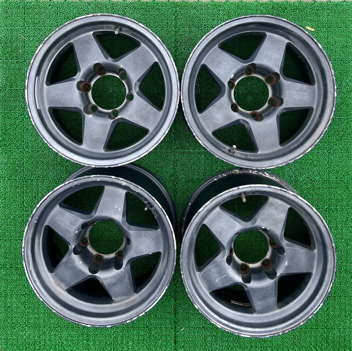 中古】RAGUNA ラグナ D-FORCE Akro 16インチ ホイール 4本