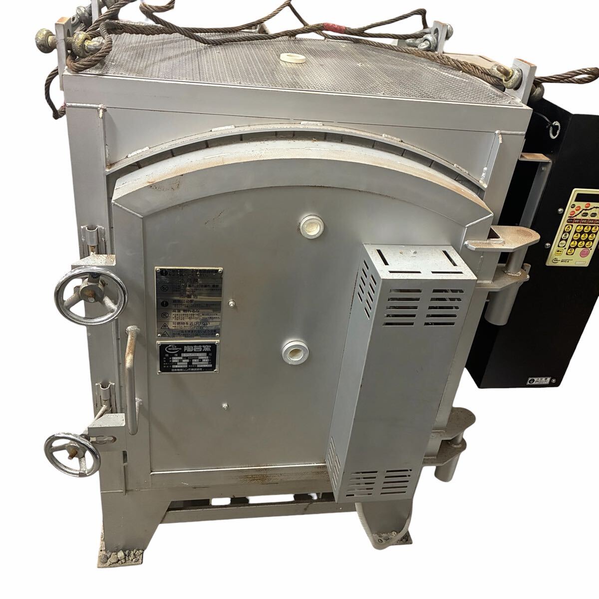 電気窯　ステンドグラス　800℃ シンポ工業　中古 陶芸電気窯 電気炉 中古 上扉 日本電産シンポ DAM－05D型 単相200V